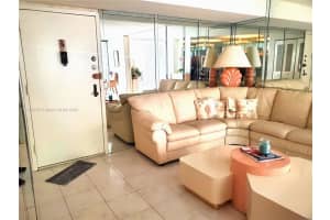 17011 N Bay Rd APT 114, Sunny Isles Beach, FL 33160, Sold 06/06/22