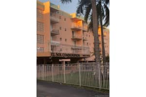 1655 W 44th Pl APT 453, Hialeah, FL 33012, Sold 07/13/22