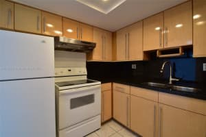 1913 S Ocean Dr APT 122, Hallandale Beach, FL 33009, Sold 06/28/22
