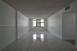 1913 S Ocean Dr APT 122, Hallandale Beach, FL 33009, Sold 06/28/22