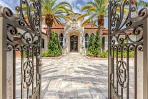 1535 E Lake Dr, Fort Lauderdale, FL 33316, Sold 12/01/22