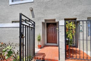 10410 SW 154th Ct APT 3, Miami, FL 33196, Sold 06/14/22