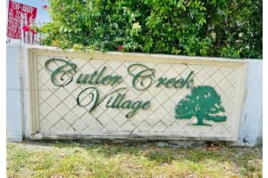 10350 SW 220th St APT 142, Cutler Bay, FL 33190, Sold 07/05/22