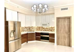 3001 NE 185th St APT 332, Aventura, FL 33180, Sold 05/31/22