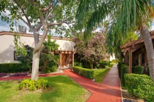 2747 Parkview Dr S #2747, Hallandale Beach, FL 33009, Sold 06/03/22