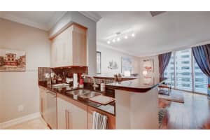 335 S Biscayne Blvd #2004, Miami, FL 33131, Sold 06/23/22