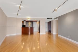 3800 Galt Ocean Dr APT 1112, Fort Lauderdale, FL 33308, Sold 05/31/22