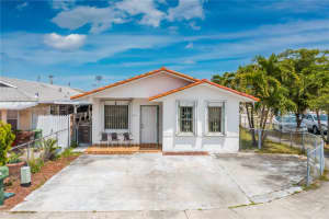 4241 W 10th Ave, Hialeah, FL 33012, Sold 08/17/22