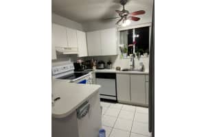 3272 W 70th St UNIT 201, Hialeah, FL 33018, Sold 07/25/22