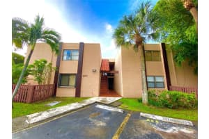 420 W Park Dr APT 204, Miami, FL 33172, Sold 06/03/22