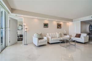 17555 Collins Ave APT 1805, Sunny Isles Beach, FL 33160, Sold 08/01/22