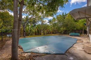 4070 NW 35th Ave, Lauderdale Lakes, FL 33309, Sold 06/03/22