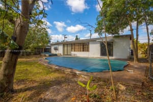 4070 NW 35th Ave, Lauderdale Lakes, FL 33309, Sold 06/03/22