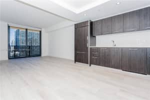 55 SW 9th St, Miami, FL 33130, Sold 03/03/23
