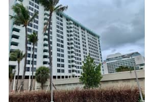 2899 Collins Ave APT 1726, Miami Beach, FL 33140, Sold 09/09/22