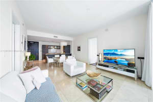 Epic Tower, 200 Biscayne Blvd Way, Miami, FL 33131, Sold 05/02/23