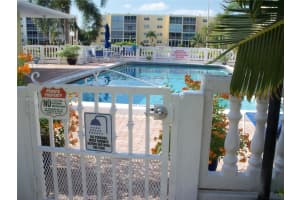 1024 SE 4th Ave APT 305, Dania Beach, FL 33004, Sold 06/08/22
