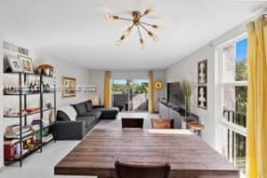 6902 N Kendall Dr APT E401, Pinecrest, FL 33156, Sold 07/27/22
