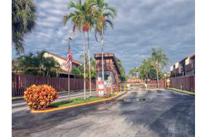 1541 N 14th Terrace, Hollywood, FL 33020, Sold 06/23/22