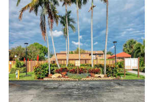 1541 N 14th Terrace, Hollywood, FL 33020, Sold 06/23/22