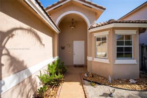 8709 SW 213th Terrace, Cutler Bay, FL 33189, Sold 06/13/22