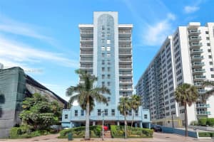 6969 Collins Ave APT 410, Miami Beach, FL 33141, Sold 06/09/22