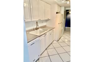 2700 Riverside Dr 108 b, Coral Springs, FL 33065, Sold 06/28/22