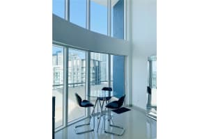 60 SW 13th St #3226, Miami, FL 33130, Sold 06/15/22