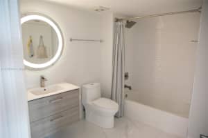 1800 N Bayshore Dr, Miami, FL 33132, Sold 06/30/22