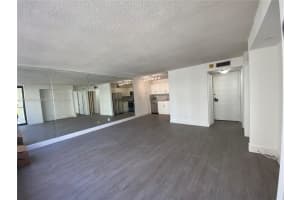 1440 Brickell Bay Dr APT 509, Miami, FL 33131, Sold 05/16/22