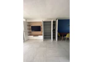 700 Layne Blvd APT 314, Hallandale Beach, FL 33009, Sold 06/03/22