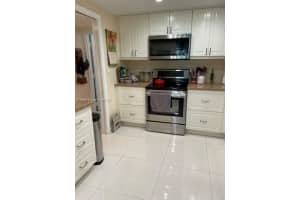 210 Seaview Dr APT 207, Key Biscayne, FL 33149, Sold 07/18/22