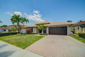 10022 SW 161st Pl, Miami, FL 33196, Sold 05/31/22