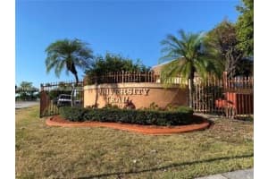 910 SW 129th Pl APT 101, Miami, FL 33184, Sold 06/24/22