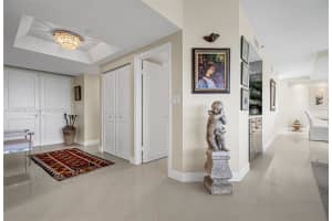 20281 E Country Club Dr, Aventura, FL 33180, Sold 06/22/22