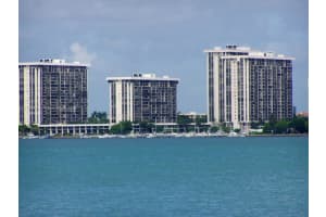 1915 Brickell Ave, Miami, FL 33129, Sold 06/14/22