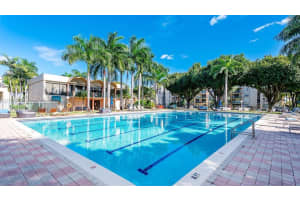 9350 Fontainebleau Blvd APT 307, Miami, FL 33172, Sold 08/21/22