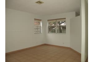 7539 NW 3rd St, Plantation, FL 33317, Sold 06/07/22