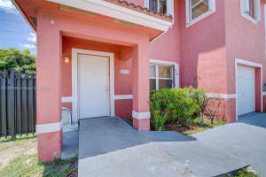 25710 SW 128th Ct, Homestead, FL 33032, Sold 06/13/22
