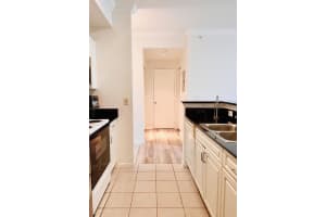 720 S Sapodilla Ave APT 301, West Palm Beach, FL 33401, Sold 09/23/22