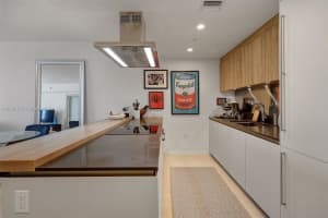 1000 Brickell Plaza #4403, Miami, FL 33131, Sold 06/13/22