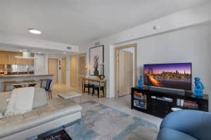 1000 Brickell Plaza #4403, Miami, FL 33131, Sold 06/13/22