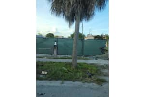 2207 Simms St, Hollywood, FL 33020, Sold 03/10/23