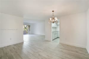 6886 N Kendall Dr APT D305, Pinecrest, FL 33156, Sold 06/10/22