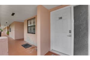 5835 W 20th Ave Apt 109, Hialeah, FL 33012, Sold 06/06/22