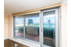 1912 S Ocean Dr #2d, Hallandale Beach, FL 33009, Sold 06/14/22