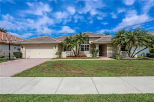 3331 Overlook Rd, Davie, FL 33328, Sold 08/01/22