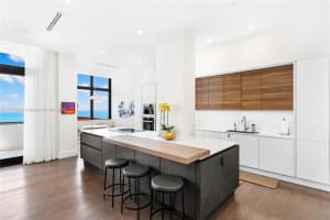 1581 Brickell Ave, Miami, FL 33129, Sold 01/19/23