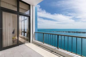 1581 Brickell Ave, Miami, FL 33129, Sold 01/19/23