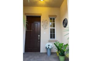 16959 SW 92nd St, Miami, FL 33196, Sold 06/13/22